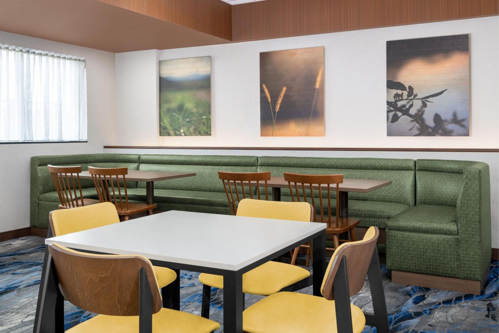Fairfield Inn & Suites By Marriott Martinsburg Eksteriør bilde